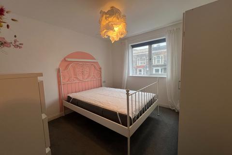 2 bedroom apartment to rent, St. George, Bristol BS5