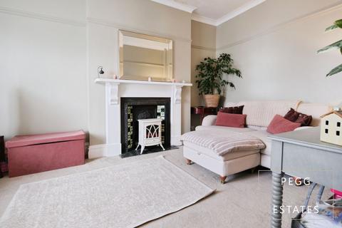 3 bedroom terraced house for sale, Princes Road West, Torquay
