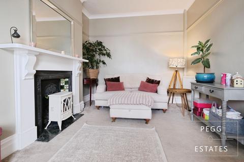 3 bedroom terraced house for sale, Princes Road West, Torquay