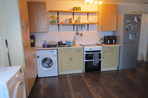2 bedroom apartment to rent, Cattedown Road, Plymouth