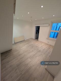 3 bedroom terraced house to rent, Hearns Road, Orpington, BR5