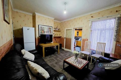 undefined, Inwood Road, Hounslow, TW3