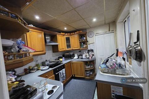 undefined, Inwood Road, Hounslow, TW3
