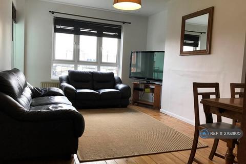 2 bedroom flat to rent, Bradley House, London, SE16