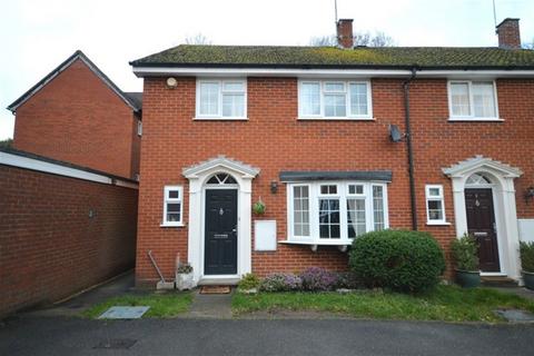3 bedroom house to rent, Sefton Close, St Albans