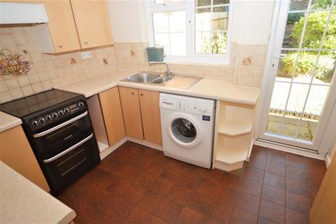 3 bedroom house to rent, Sefton Close, St Albans
