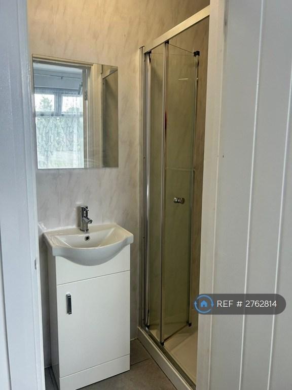 New Ensuite Bathroom