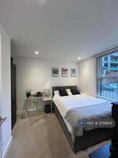 2 bedroom flat to rent, Severn Court, London, E14