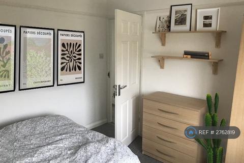 6 bedroom terraced house to rent, Fishponds, Bristol, BS16