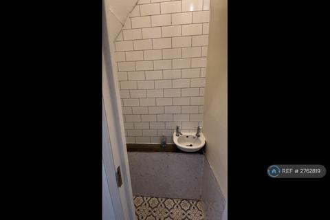 6 bedroom terraced house to rent, Fishponds, Bristol, BS16