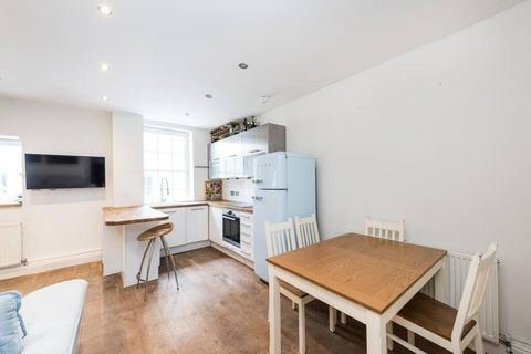 2 bedroom flat to rent, St Georges Drive, Pimlico, London, SW1V