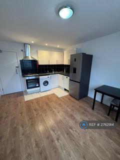 1 bedroom flat to rent, Yeoman Road, Northolt, UB5