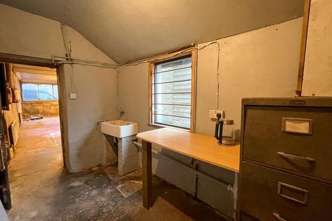 Retail property (high street) for sale, 4/5 Heights Of Alma Stanley DL15 9QW