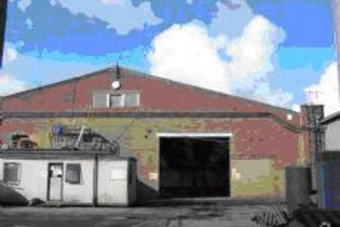 Warehouse to rent, The Causeway Maldon CM9 4GG