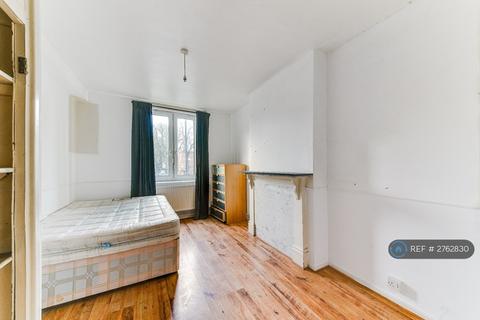 3 bedroom flat to rent, Warwick Grove, London, E5