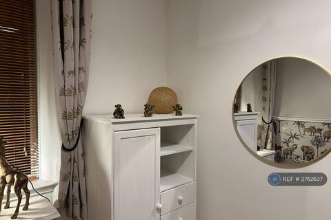 undefined, Stevenston Rd, Kilwinning, KA13