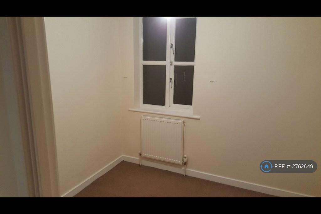 Single Bedroom 2
