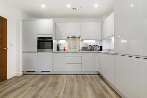 2 bedroom apartment to rent, Osiers Road, SW18