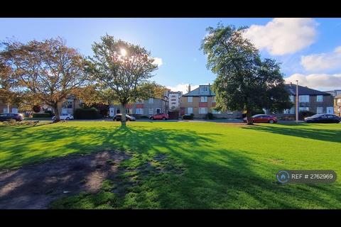 undefined, Pilton Avenue, Edinburgh, EH5