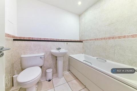 2 bedroom flat to rent, Raven Row, London, E1
