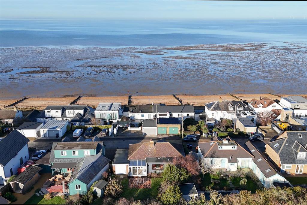 Admiralty Walk, Whitstable