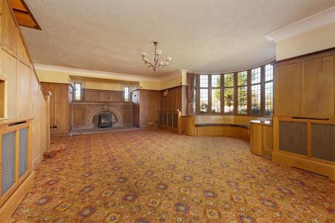 4 bedroom detached house for sale, Thurston Park, Whitstable