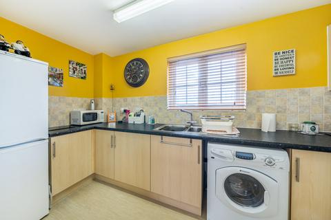 1 bedroom flat for sale, Baden Powell Close, Great Baddow, Chelmsford, CM2