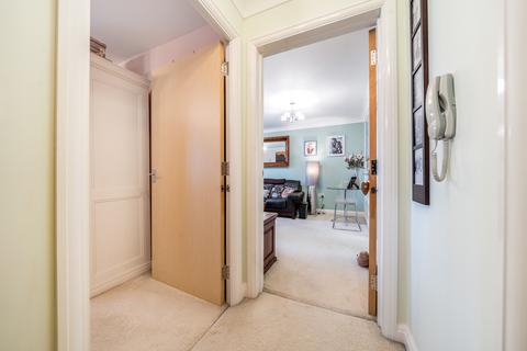 1 bedroom flat for sale, Baden Powell Close, Great Baddow, Chelmsford, CM2
