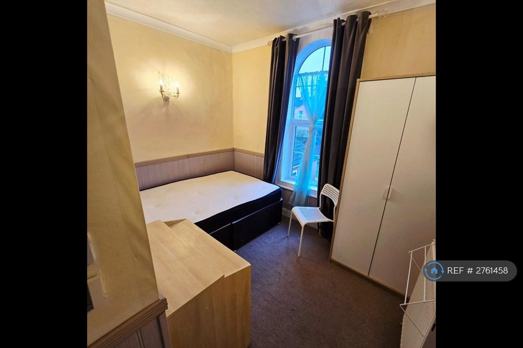 Bedroom5