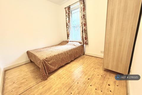 2 bedroom flat to rent, Stoke Newington, Stoke Newington. Stamford Hill, London, N16