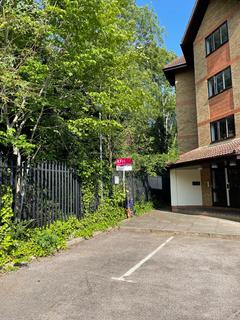 1 bedroom apartment to rent, Orchard Grove, London SE20