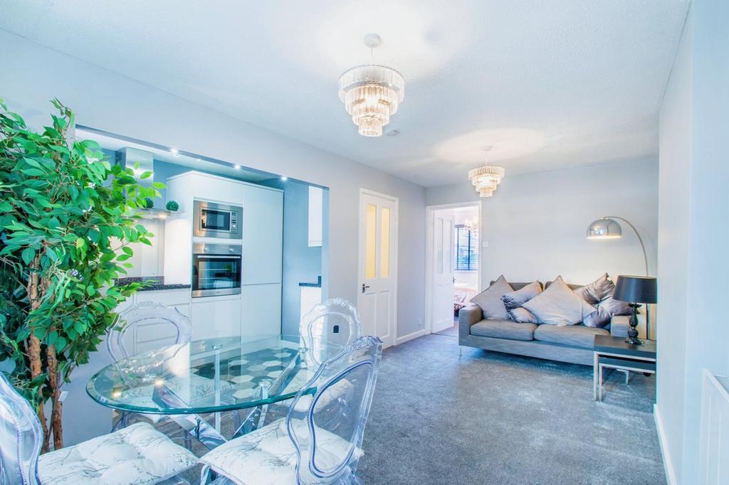 Living/Kitchen