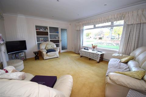 4 bedroom semi-detached house for sale, King George Road, South Shields