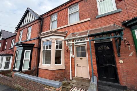 2 bedroom terraced house for sale, Tennyson Avenue, Scarborough