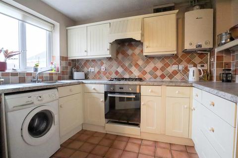 3 bedroom semi-detached house for sale, Bullfinch Close, Oakham LE15
