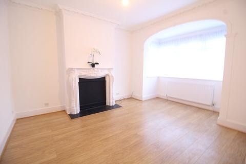 3 bedroom terraced house to rent, Torridge Road, Thornton Heath, CR7