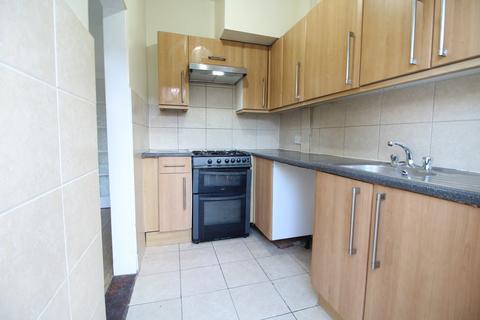 3 bedroom terraced house to rent, Torridge Road, Thornton Heath, CR7