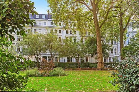 2 bedroom apartment for sale, Cornwall Gardens, London, SW7