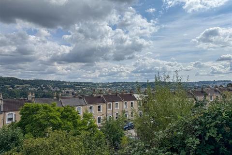 1 bedroom flat to rent, 7 Belgrave Terrace, Bath BA1