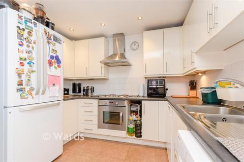 2 bedroom flat for sale, Townhall Square, Crayford, Dartford, Kent