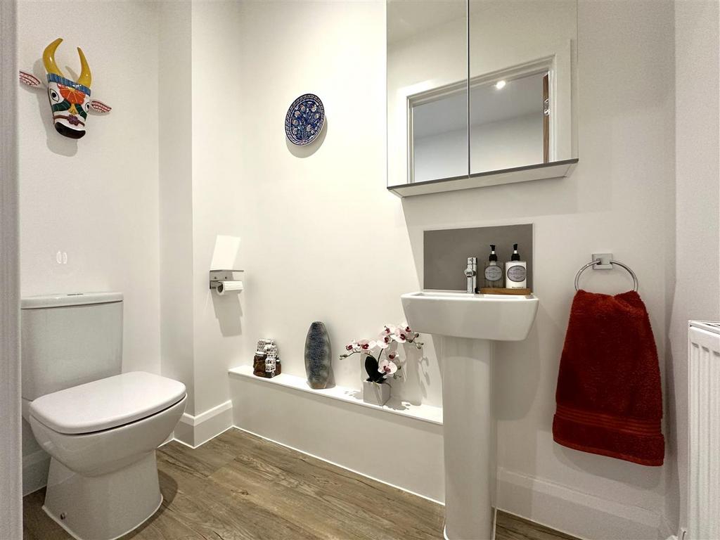 Ground Floor W.C 125