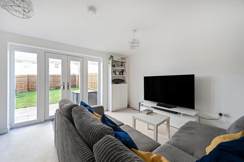 undefined, Roving Close, Andover