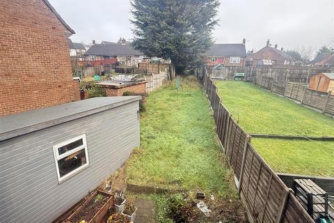3 bedroom semi-detached house for sale, Vale Road, Swadlincote DE11