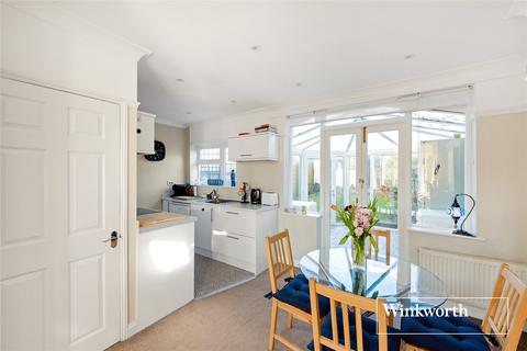 3 bedroom end of terrace house for sale, Daneland, East Barnet, EN4