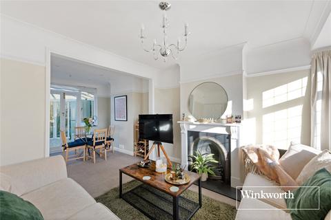 3 bedroom end of terrace house for sale, Daneland, East Barnet, EN4