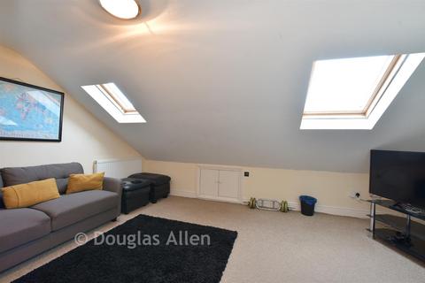 5 bedroom end of terrace house for sale, Calderon Road, Leytonstone