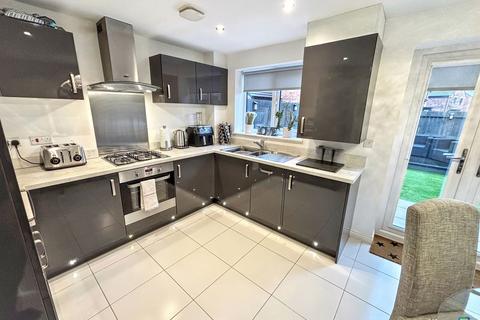 3 bedroom semi-detached house for sale, Dataller Drive, Havannah Park, Newcastle upon Tyne, Tyne and Wear, NE13 7FZ