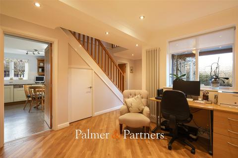 5 bedroom detached house for sale, Eastwood Drive, Highwoods, Colchester, Essex, CO4