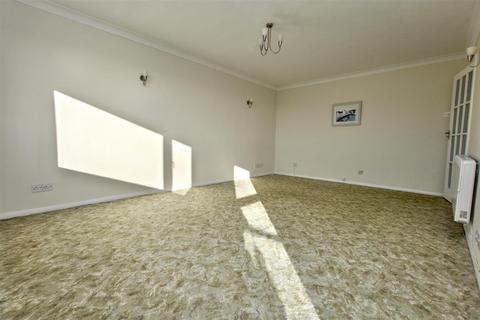 1 bedroom flat to rent, Upperton Road, Eastbourne, BN21