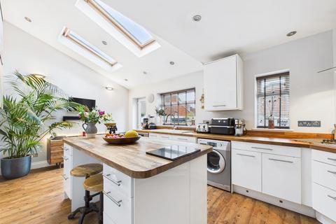 4 bedroom terraced house for sale, Washington Terrace, North Shields